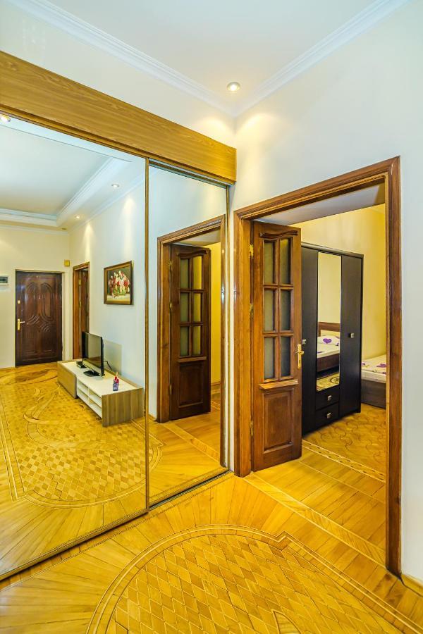 M Estate 4 room  Bakú Exterior foto